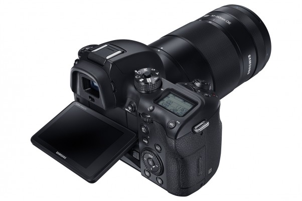 The new Samsung NX1 promises to be the pro mirrorless camera you've been waiting for.
